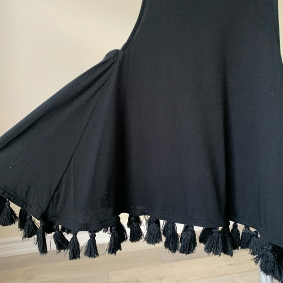 CLUB MONACO Tassel Tank - Picture 2 of 5